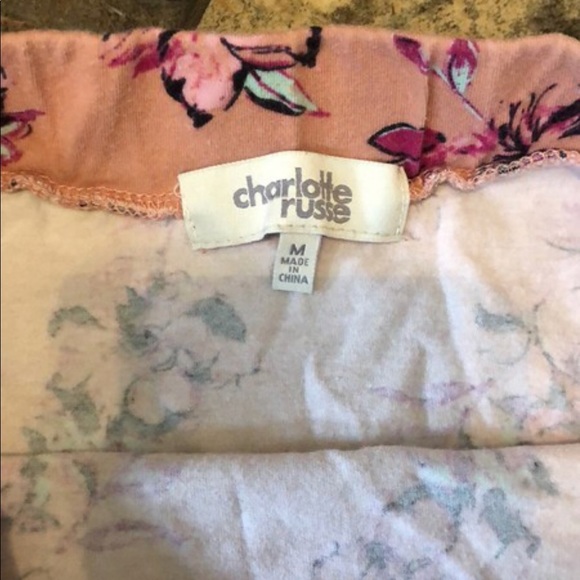 Pretty floral skirt - Picture 3 of 3